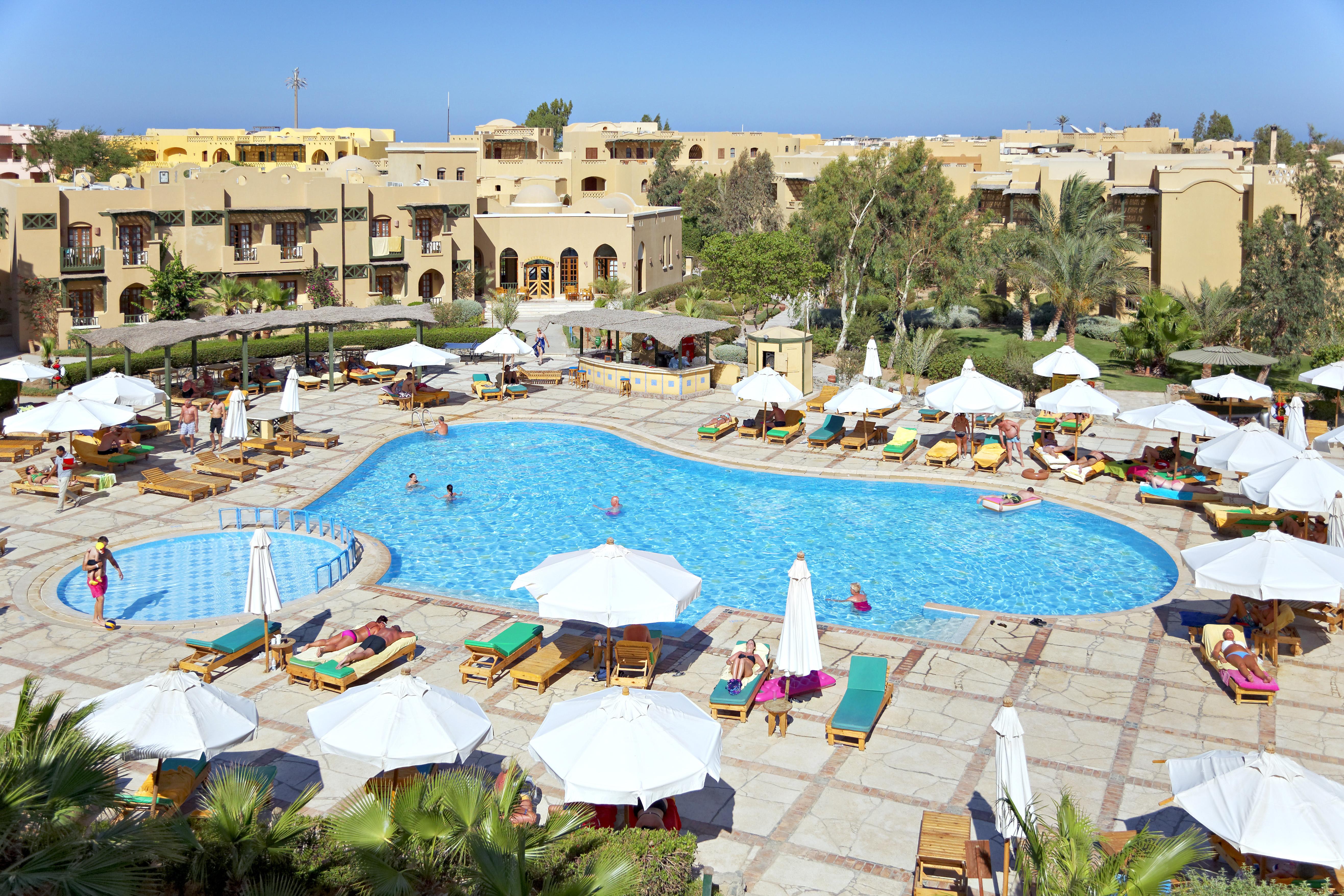 Египет из спб. The three Corners Rihana Resort. The three Corners Rihana Inn el Gouna 4*. Отель Эль Гуна Египет 4 звезды. The three Corners Rihana Resort фото.